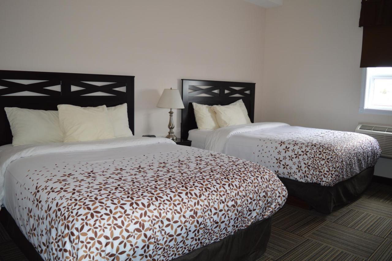 Auberge Macdonald Guest Inn Iroquois Falls Exteriör bild