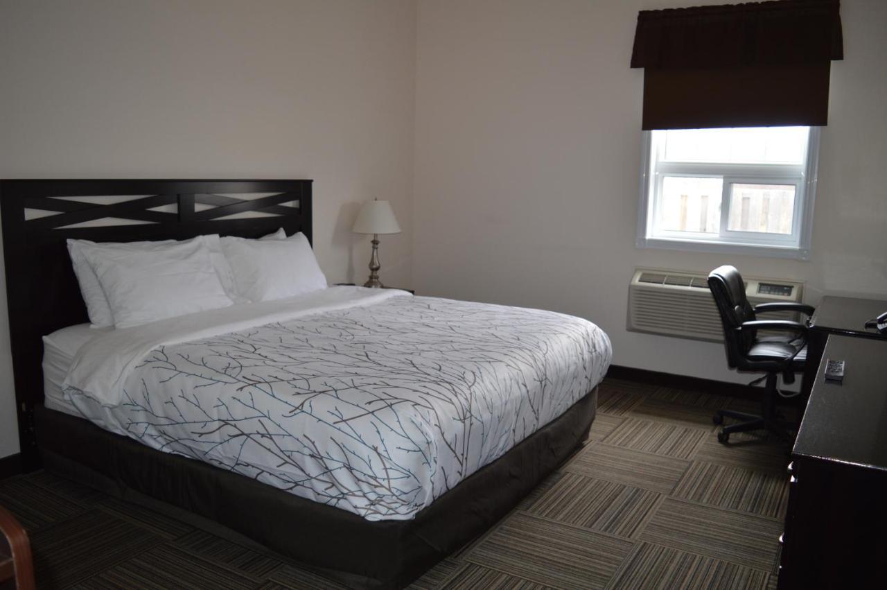 Auberge Macdonald Guest Inn Iroquois Falls Exteriör bild
