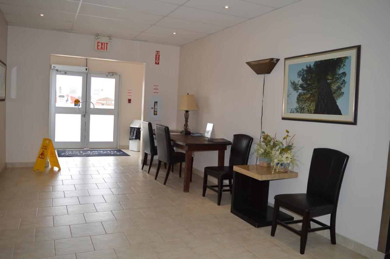 Auberge Macdonald Guest Inn Iroquois Falls Exteriör bild